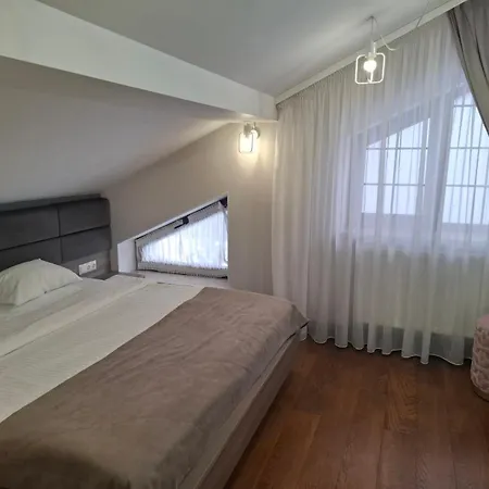 гор Aparthotel