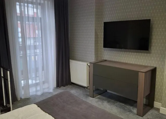 гор Apartmanhotel Poljanicja